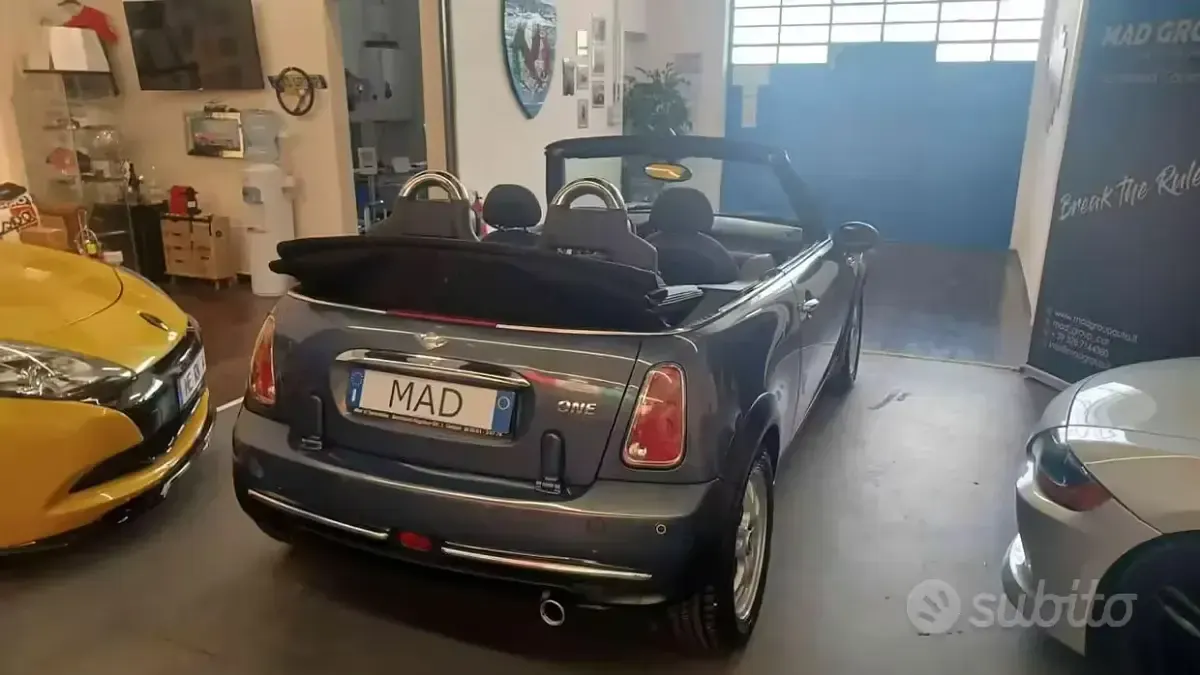 Begagnad Mini One Cabriolet 90 HK (66 kW) 2007 Blå Cab