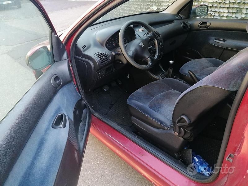Usata Peugeot 206 60 CV (44 kW) 1999 Utilitaria