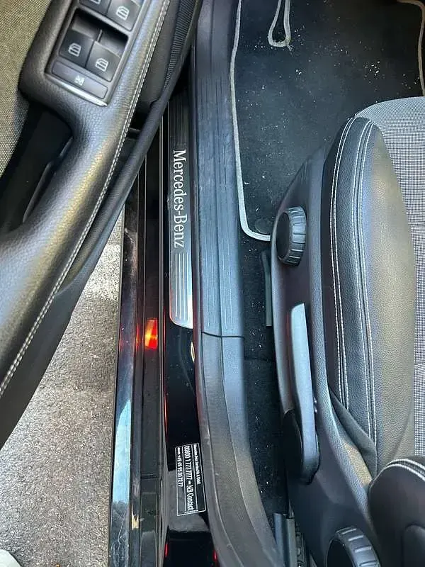 Usata Mercedes A180 Executive 109 CV (80 kW) 2013 Nero Berlina