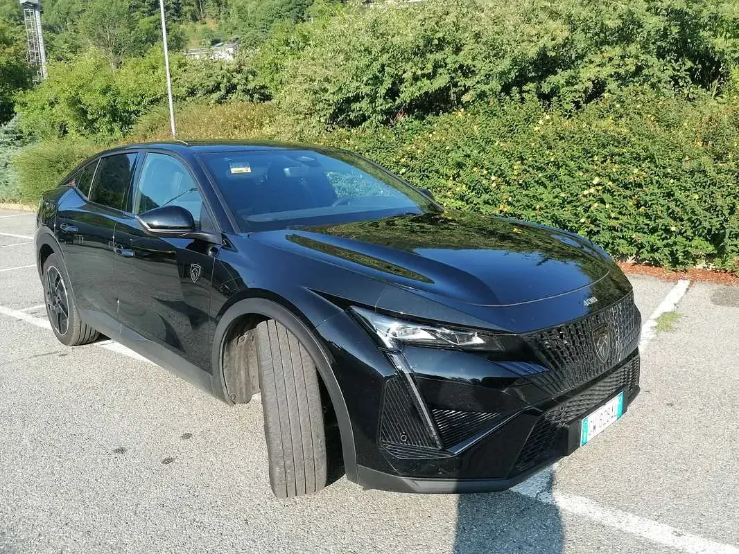 Usata Peugeot 408 GT 136 CV (100 kW) 2024 Nero SUV
