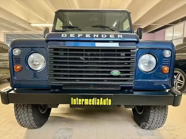 Usata Land Rover Defender SE 122 CV (89 kW) 2007 Blu/azzurro SUV
