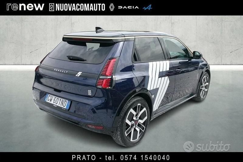Usata Renault R5 Iconic 110 kW (150 CV) 2024 Nero Utilitaria