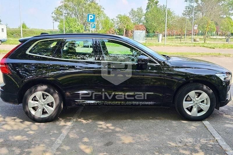Usado Volvo XC60 Core 197 HP (144 kW) 2022 Preto SUV