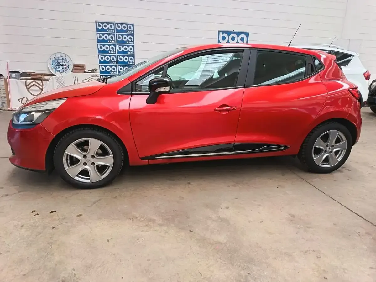 Usata Renault Clio IV 73 CV (53 kW) 2013 Rosso Berlina