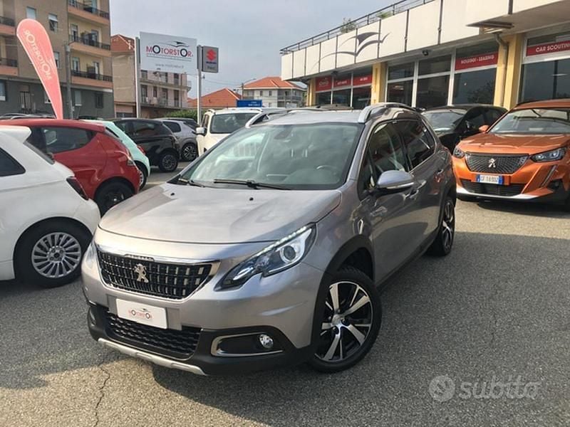 Usata Peugeot 2008 Allure 131 CV (96 kW) 2019 Argento SUV