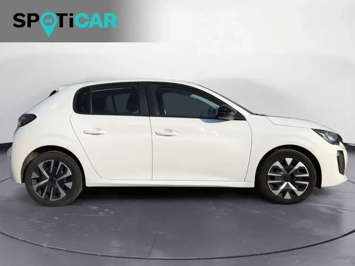 Usata Peugeot 208 Active 75 CV (55 kW) 2024 Bianco Utilitaria