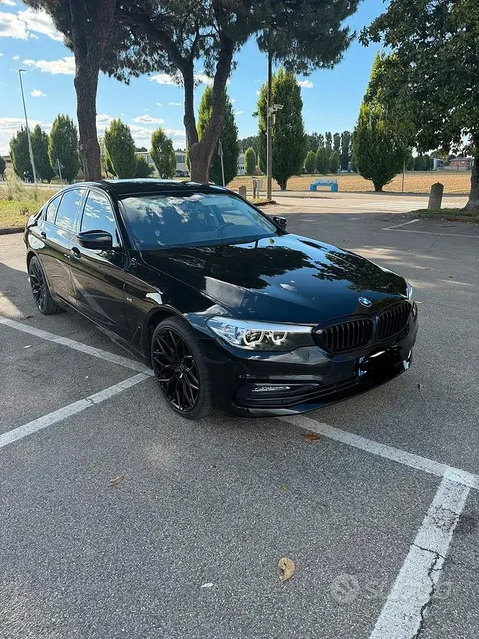 Usata BMW 520 Sport Line 184 CV (135 kW) 2018 Nero Berlina