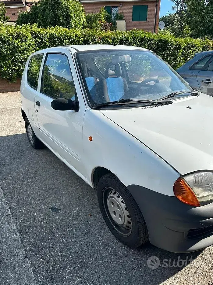 Usata Fiat 600 39 CV (28 kW) 2000 Berlina