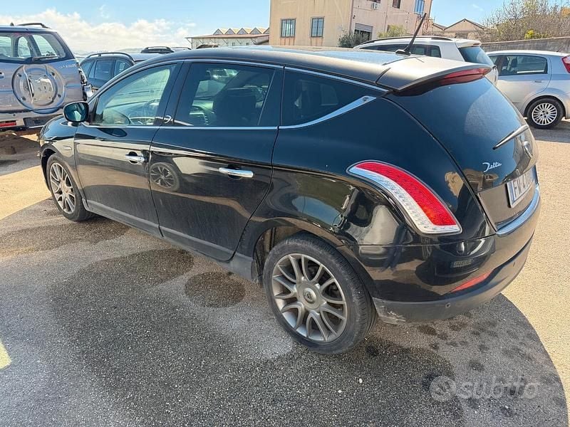 Usata Lancia Delta 119 CV (87 kW) 2009 Nero Utilitaria