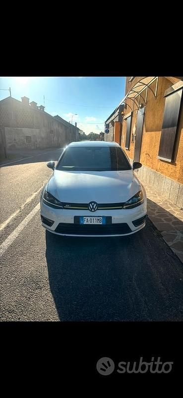 Usata VW Golf VII R-line 115 CV (84 kW) 2015 Bianco Berlina