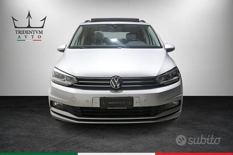 Usata VW Touran Executive 150 CV (110 kW) 2023 Argento Monovolume