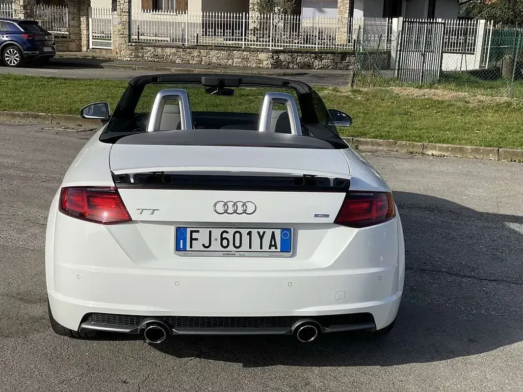 Usata Audi TT Roadster S-Line 184 CV (135 kW) 2017 Cabrio
