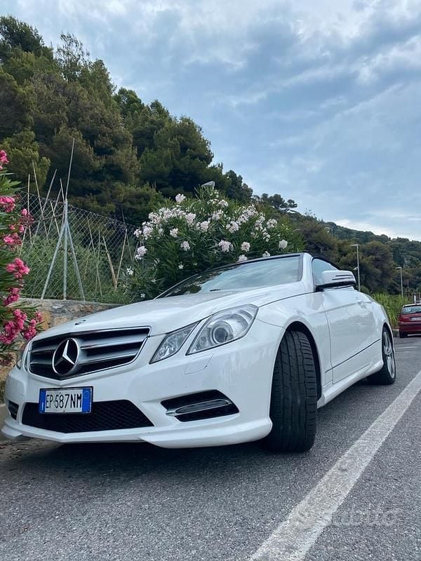 Usata Mercedes E220 2013 Bianco Cabrio