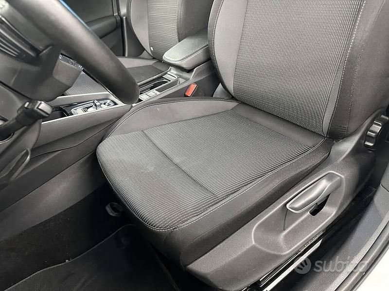 Usata Skoda Octavia G-TEC Executive 131 CV (96 kW) 2020 Bianco Station wagon