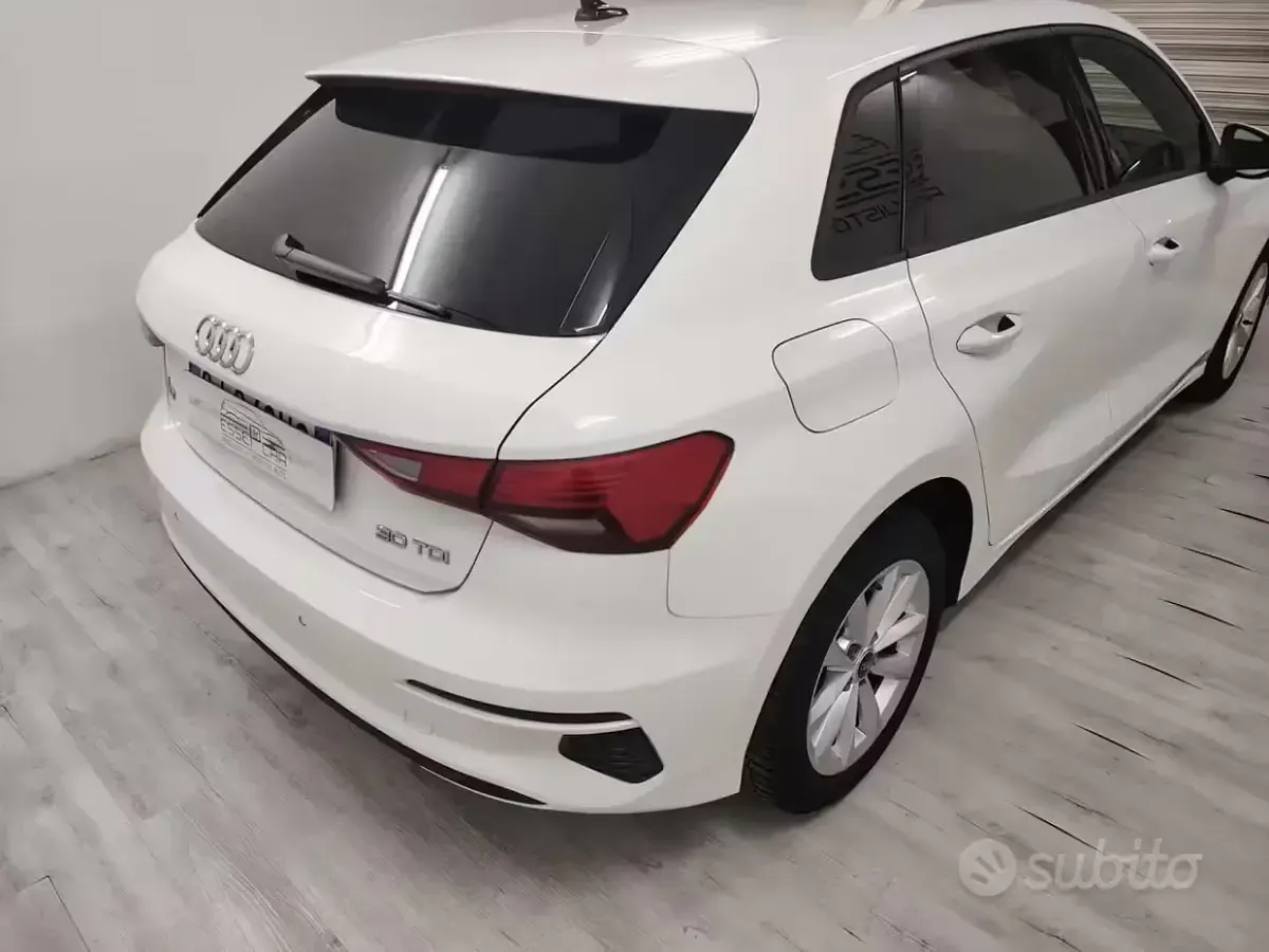 Usata Audi A3 Advanced 116 CV (85 kW) 2022 Bianco Berlina