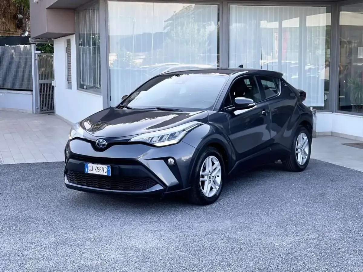 Usata Toyota C-HR+ 98 CV (72 kW) 2022 Grigio SUV