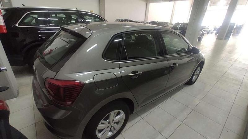 Usata VW Polo Comfortline 95 CV (69 kW) 2019 Grigio Utilitaria