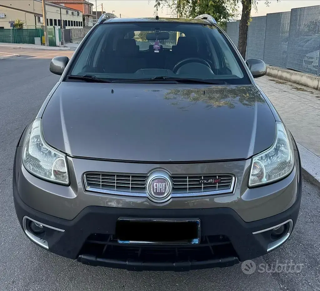 Usata Fiat Sedici Dynamic 135 CV (99 kW) 2011 Grigio SUV