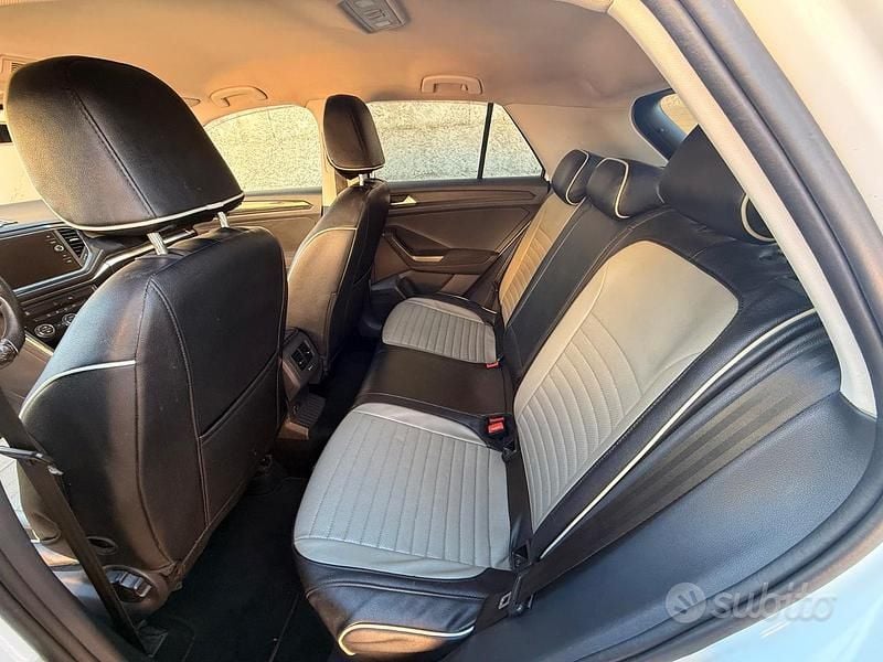 Usata VW T-Roc 150 CV (110 kW) 2018 Bianco SUV