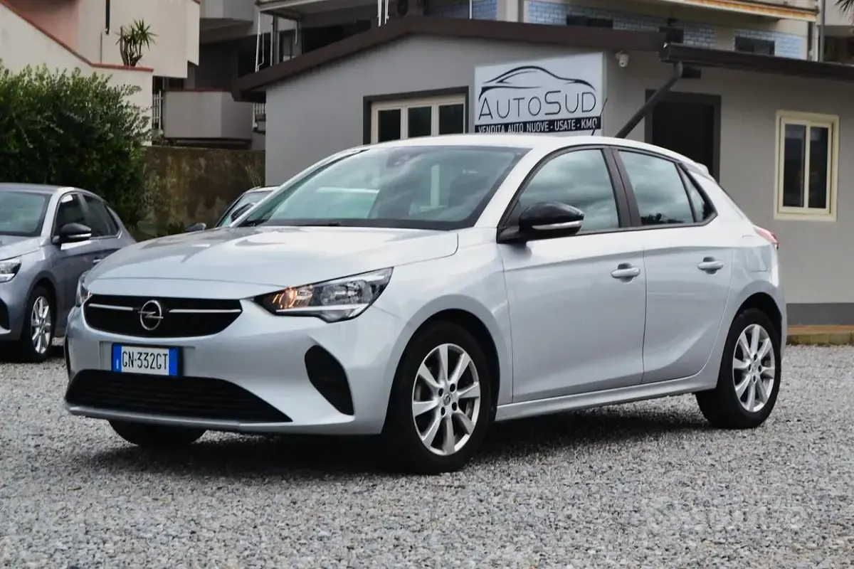 Usado Opel Corsa Edition 75 CV (55 kW) 2023 Gris Utilitario