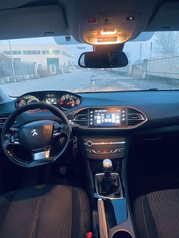 Occasion Peugeot 308 SW Sportium 109 ch (80 kW) 2017 Break