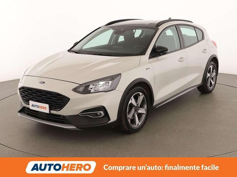 Usata Ford Focus Active 120 CV (88 kW) 2022 Bianco Berlina