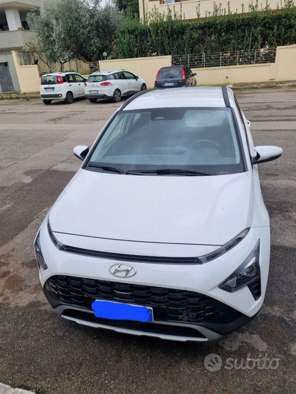 Bianco Usata 2022 Hyundai Bayon SUV | 13.500 € (Cara) - Immagine 1/4