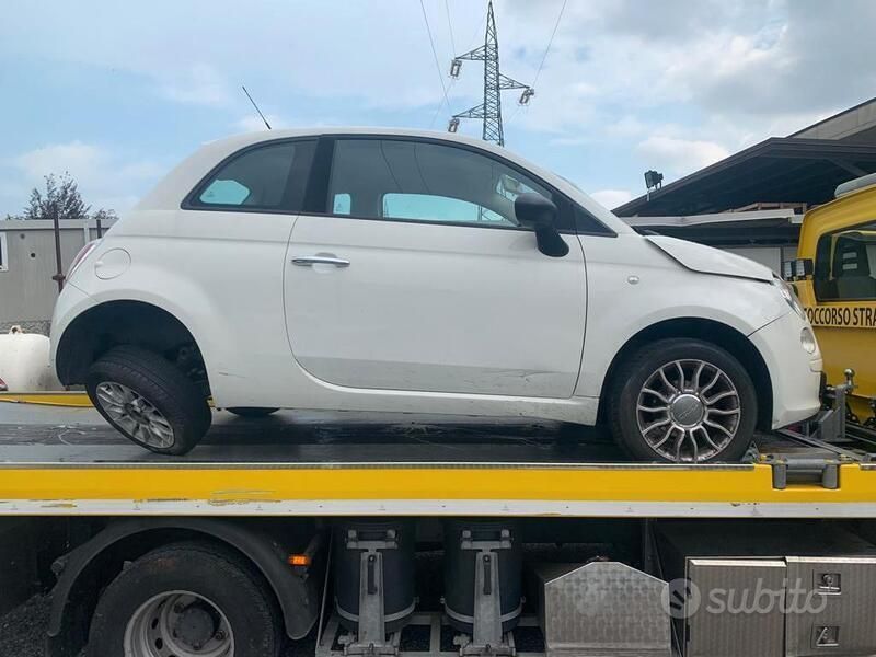 Usata 2009 Fiat 500 Due volumi | 2000 € - Immagine 1/4