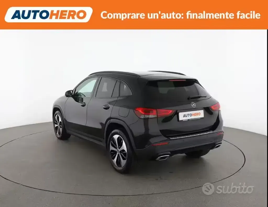 Usata Mercedes GLA200 163 CV (119 kW) 2021 Nero SUV