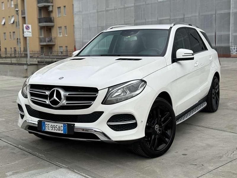 Bianco Usata 2016 Mercedes GLE250 SUV | 16.500 € (Buon prezzo) - Immagine 1/4