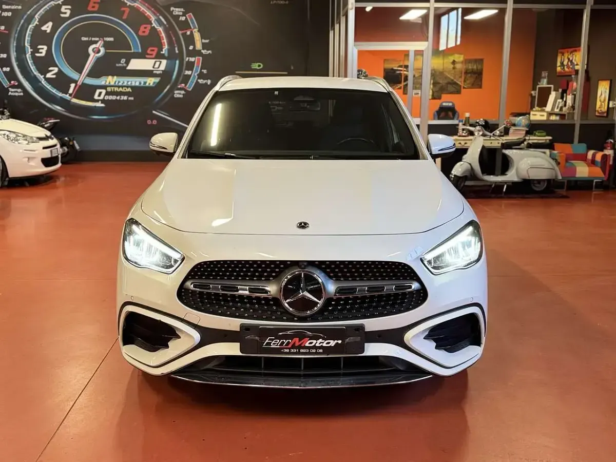 Usata Mercedes GLA200 AMG Line Premium 150 CV (110 kW) 2024 Other SUV