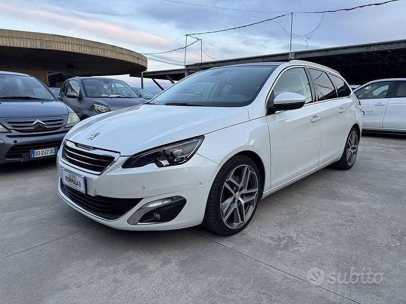 Bianco Usata 2014 Peugeot 308 Allure Station wagon | 7900 € (Buon prezzo) - Immagine 1/4