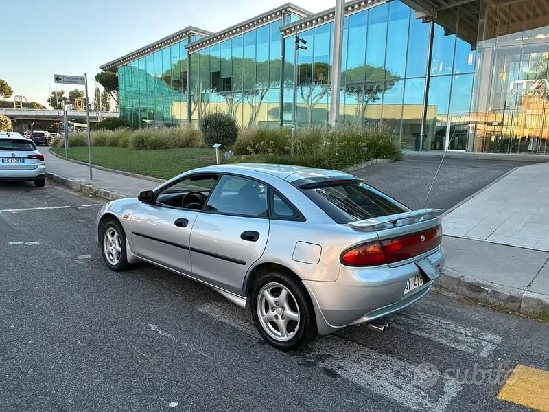 Begagnad Mazda 323F 144 HK (105 kW) 1997 Grå Sportkupé