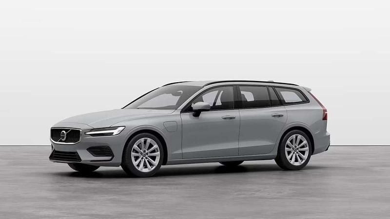 Nuova Volvo V60 Core 349 CV (256 kW) 2025 Grigio Station wagon