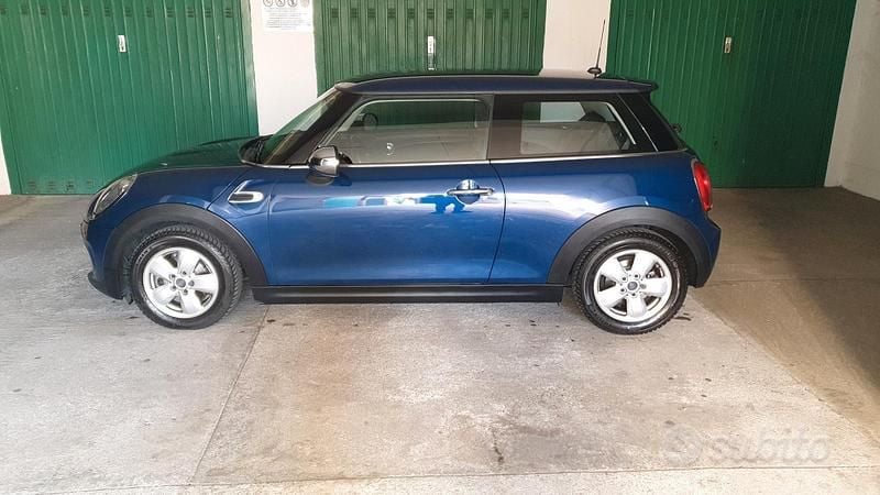 Usata Mini ONE 102 CV (75 kW) 2016 Utilitaria