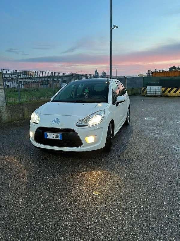 Begagnad Citroën C3 SELECTION 68 HK (50 kW) 2011 Sedan