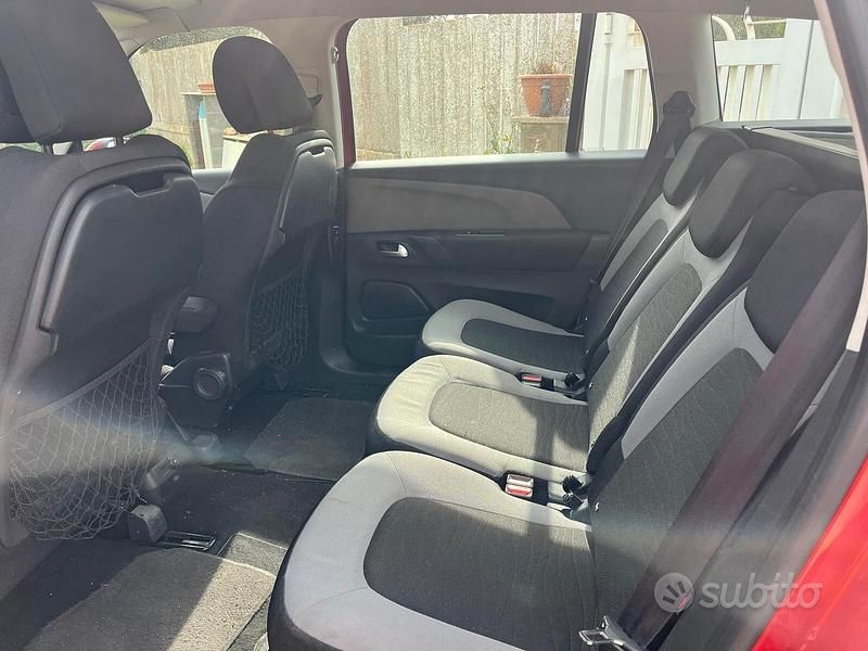 Usata Citroën Grand C4 Picasso Seduction 120 CV (88 kW) 2016 Rosso Monovolume