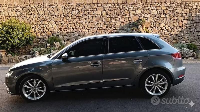 Usata Audi A3 S-Line 110 CV (80 kW) 2015 Grigio Berlina