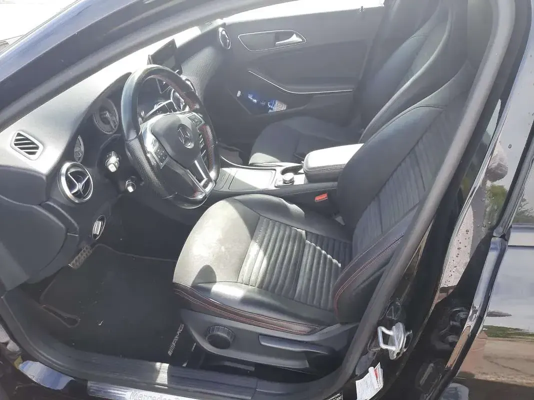 Usata Mercedes A180 Premium 109 CV (80 kW) 2014 Nero Utilitaria