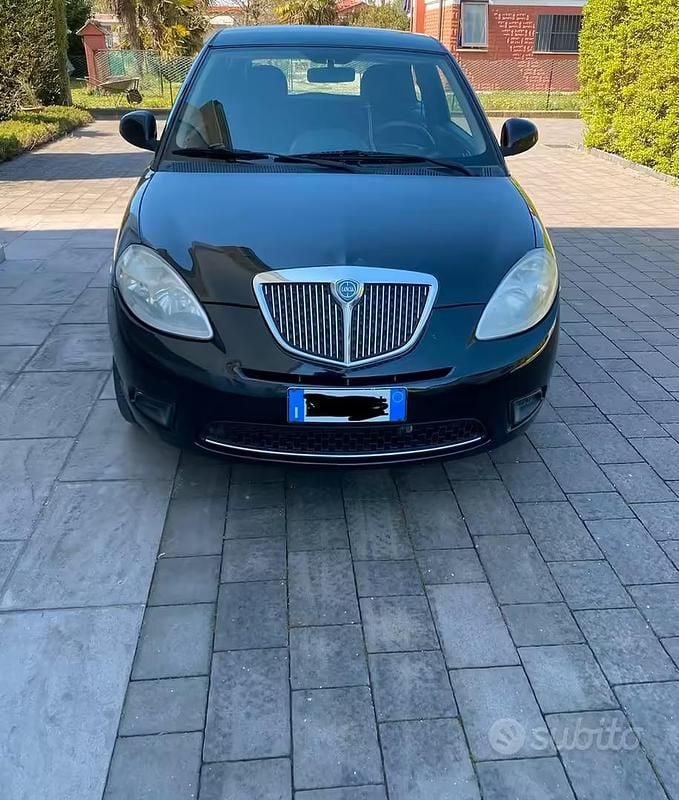 Usata Lancia Ypsilon 2010 Nero Utilitaria