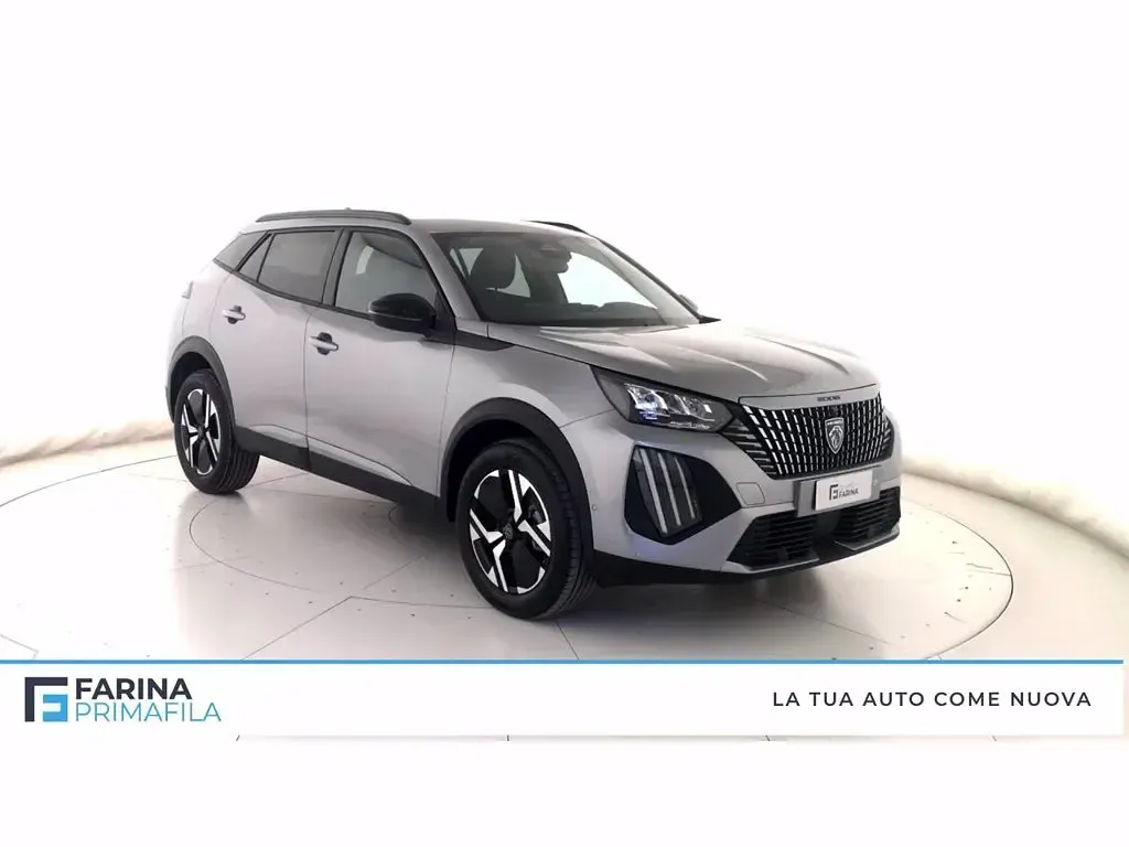 Usata Peugeot 2008 Allure 101 CV (74 kW) 2026 Grigio artense SUV