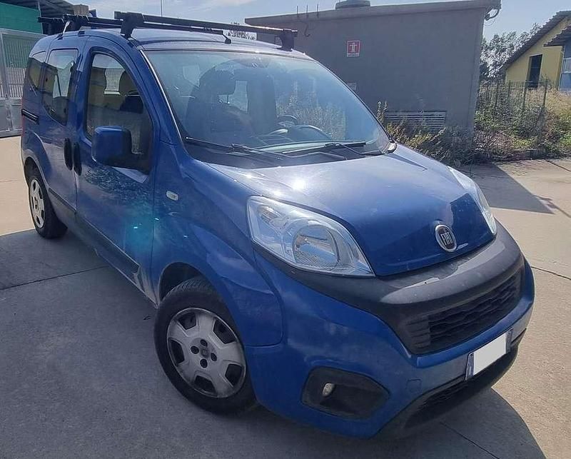 Usata Fiat Qubo Dynamic 80 CV (58 kW) 2017 Blu/azzurro Monovolume