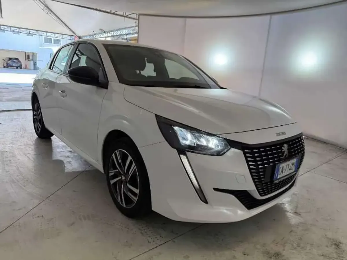 Usata Peugeot 208 Active 75 CV (55 kW) 2023 Bianco Utilitaria