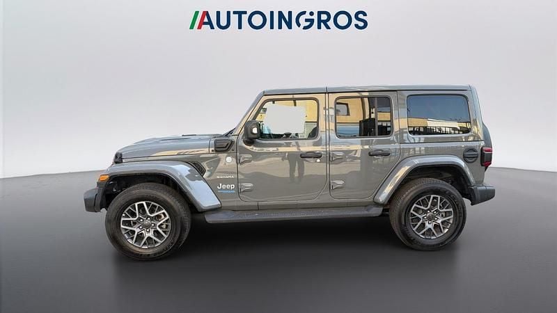 Usado Jeep Wrangler Sahara 272 HP (200 kW) 2022 Cinzento SUV