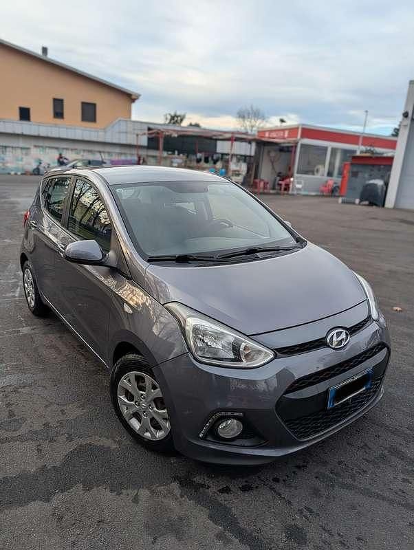 Usata Hyundai i10 67 CV (49 kW) 2016 Grigio Utilitaria