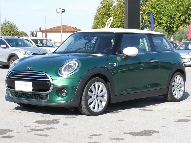 British racing green Usata 2019 Mini Cooper Due volumi | 16.500 € (Buon prezzo) - Immagine 1/4