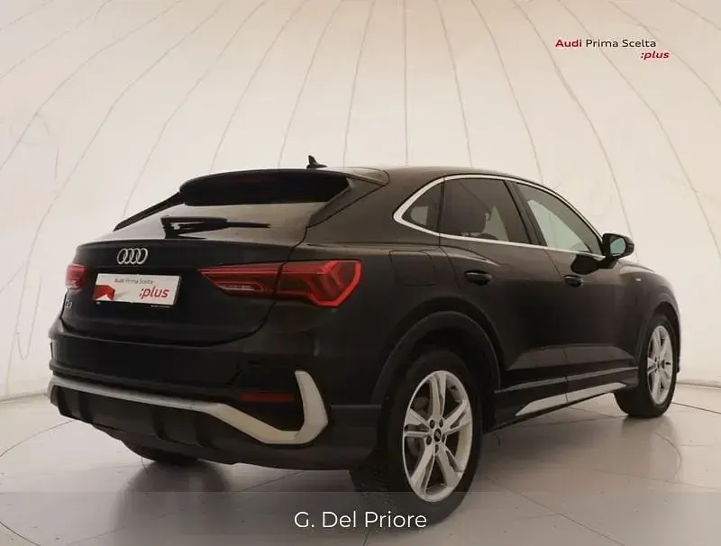 Usata Audi Q3 Sportback S-Line 150 CV (110 kW) 2023 Nero SUV