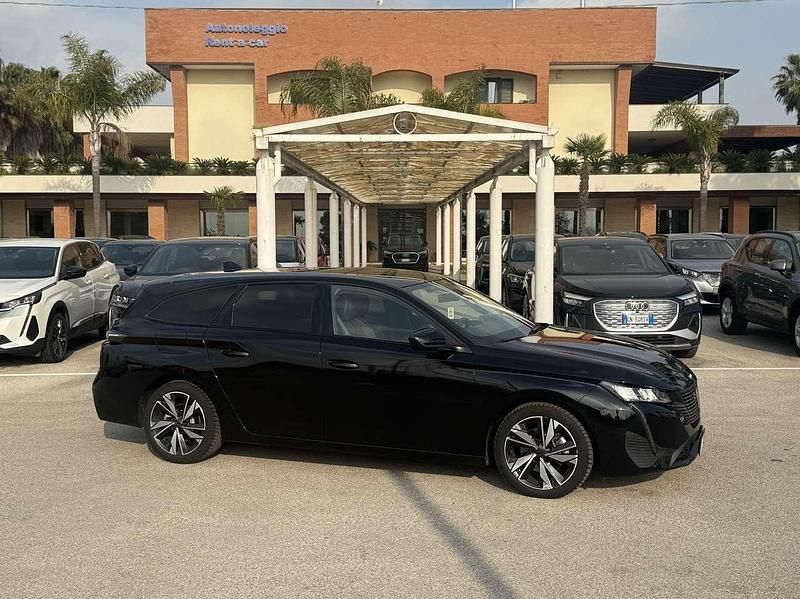 Usata Peugeot 308 SW Allure 131 CV (96 kW) 2022 Nero Station wagon