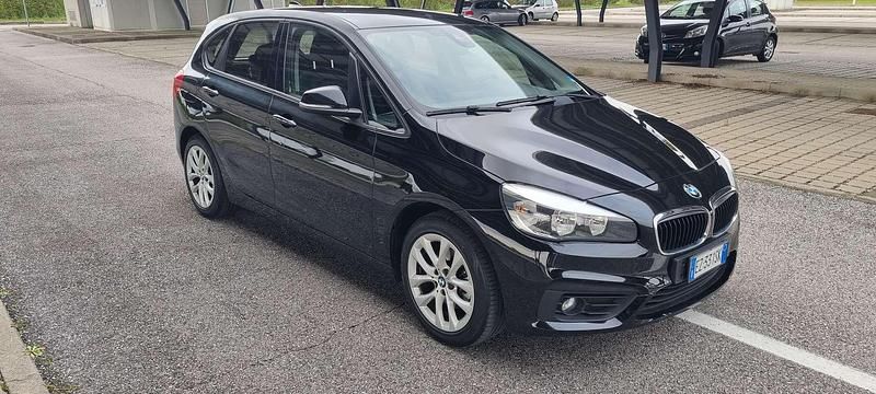 Usata BMW 216 Active Tourer Advantage 116 CV (85 kW) 2015 Nero Monovolume