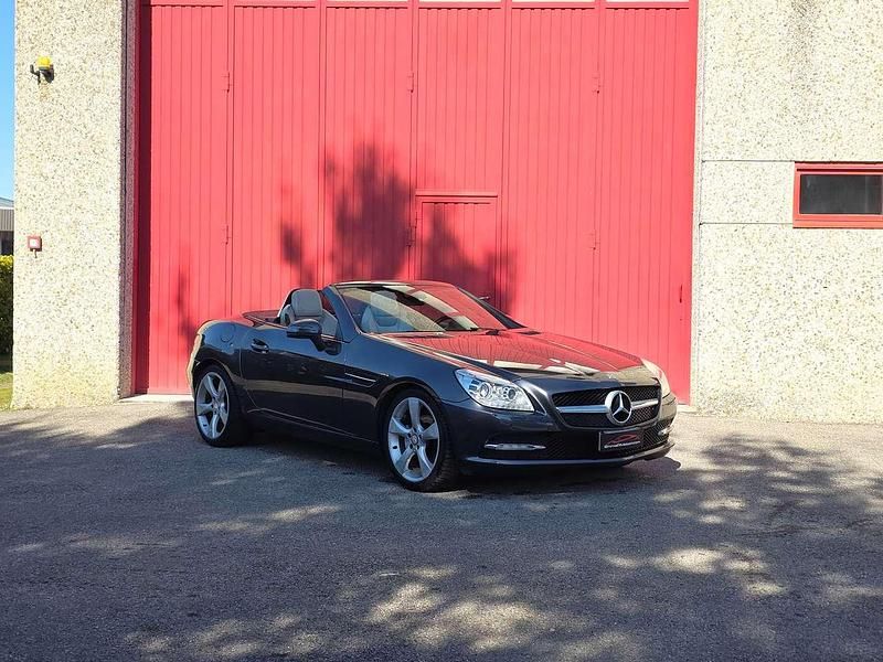 Usata Mercedes SLK200 184 CV (135 kW) 2013 Grigio Cabrio